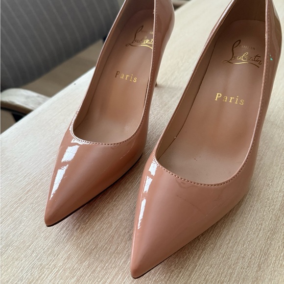 Christian Louboutin Blush Patent Leather Heels - Picture 1 of 2